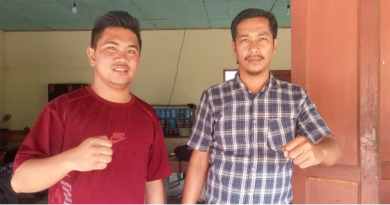 Tokoh Pemuda Pinangsori Imransyah Putra Hutagalung SPd, bersama Alumni MAS Islamiyah Pinangsori Alex Mario